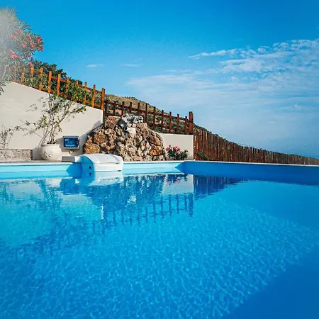 Braou Villa